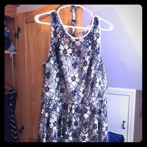 LOFT 16 lace dress